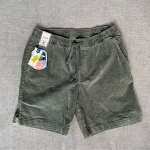 NWT Women’s corduroy Bermuda olive army Green Casual Shorts